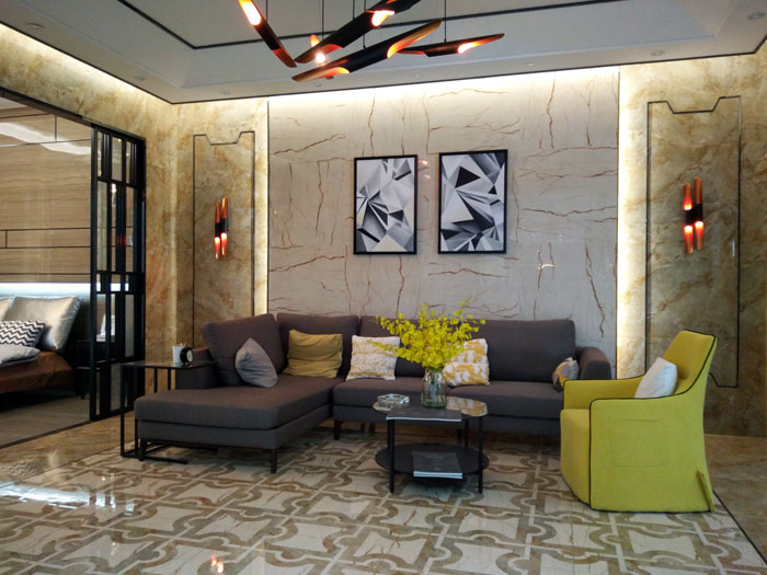 近兩年，仿古磚開始風靡市場，到底是什麽原因導致的呢？因為仿古磚的質感？還是因為那些老外，特別是發達國家的歪果仁特別喜歡，果仁們崇洋媚外，跟風而行？陶瓷一線91看片在线观看免费91看片的免费的网站陶瓷磚小編為您細細解說哈！