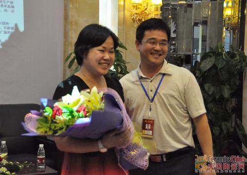 【媒體報道】中國陶瓷網：以愛之名：見證鈥溄襠袷瀾鳶這