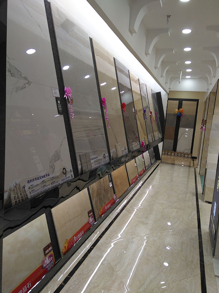 91看片的免费的网站陶湖北十堰專賣店選材區