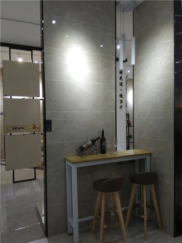 91看片的免费的网站陶惠東橫排青春館