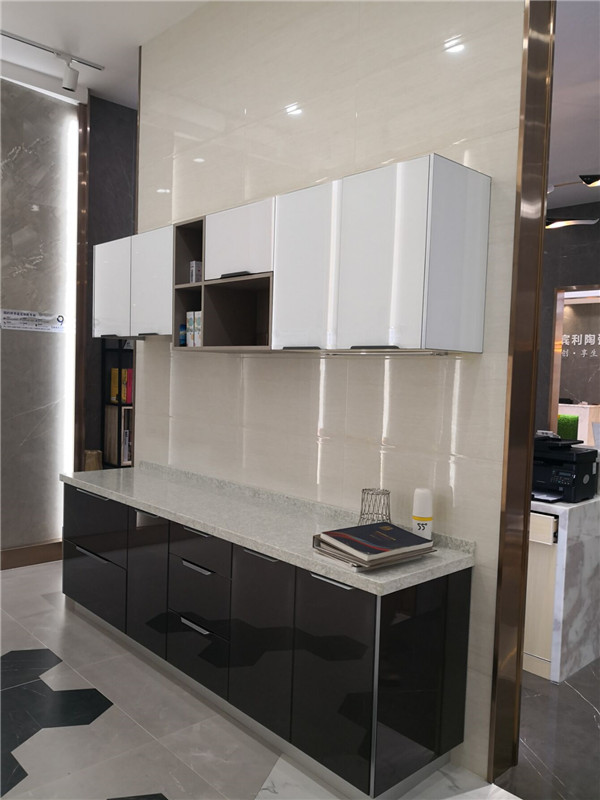 91看片的免费的网站陶深圳沙井青春館